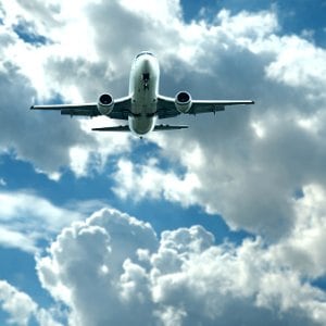 La Argentina mantiene la carga impositiva más alta de la región sobre los pasajes internacionales: 37% de la tarifa